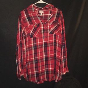 I am selling a long shirt long sleeve